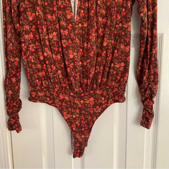 Free People Kaya Floral Bodysuit In Chocolate Combo Keyhole XS Red Green - Picture 3 of 14